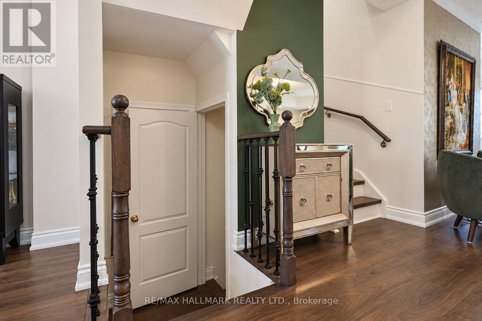 97 Benjamin Hood Crescent, Vaughan, ON