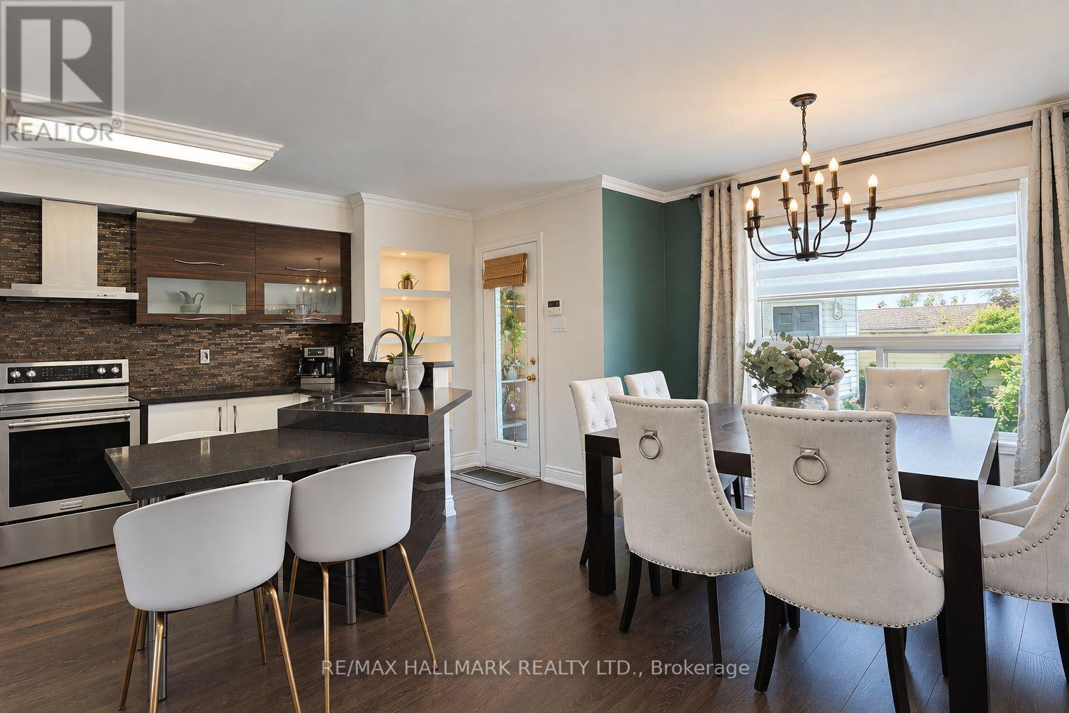 97 Benjamin Hood Crescent, Vaughan, ON