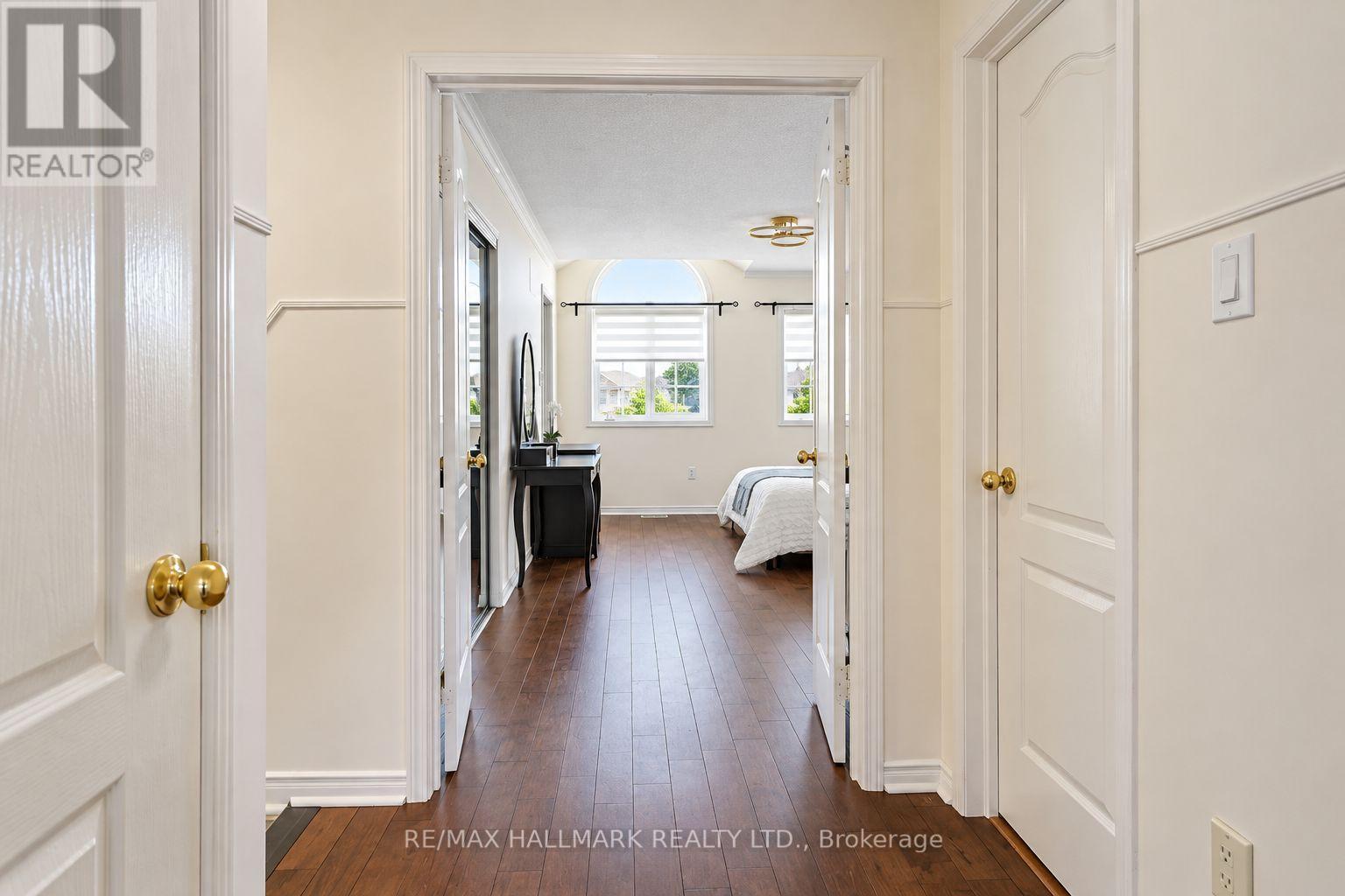97 Benjamin Hood Crescent, Vaughan, ON
