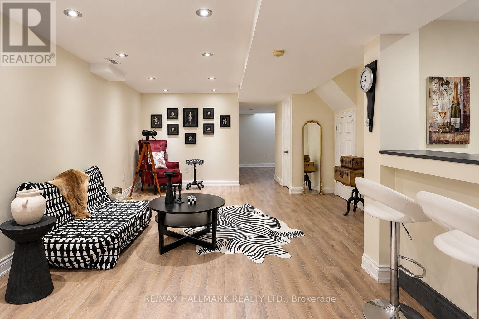 97 Benjamin Hood Crescent, Vaughan, ON