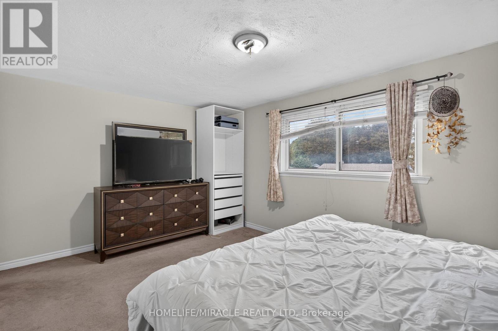 2 Jubilee Court, Brampton, ON
