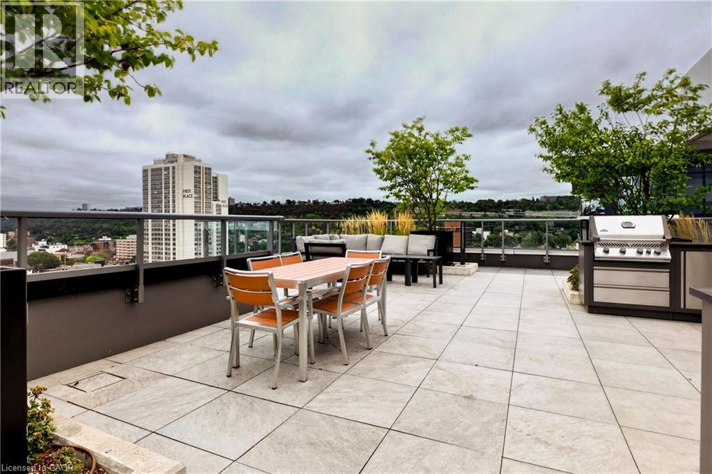 212 King William Street Unit# 812, Hamilton, ON