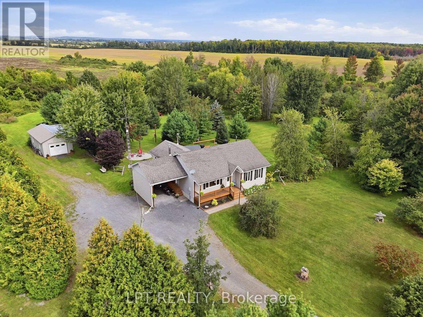 20375 Dunvegan Road E, North Glengarry, ON