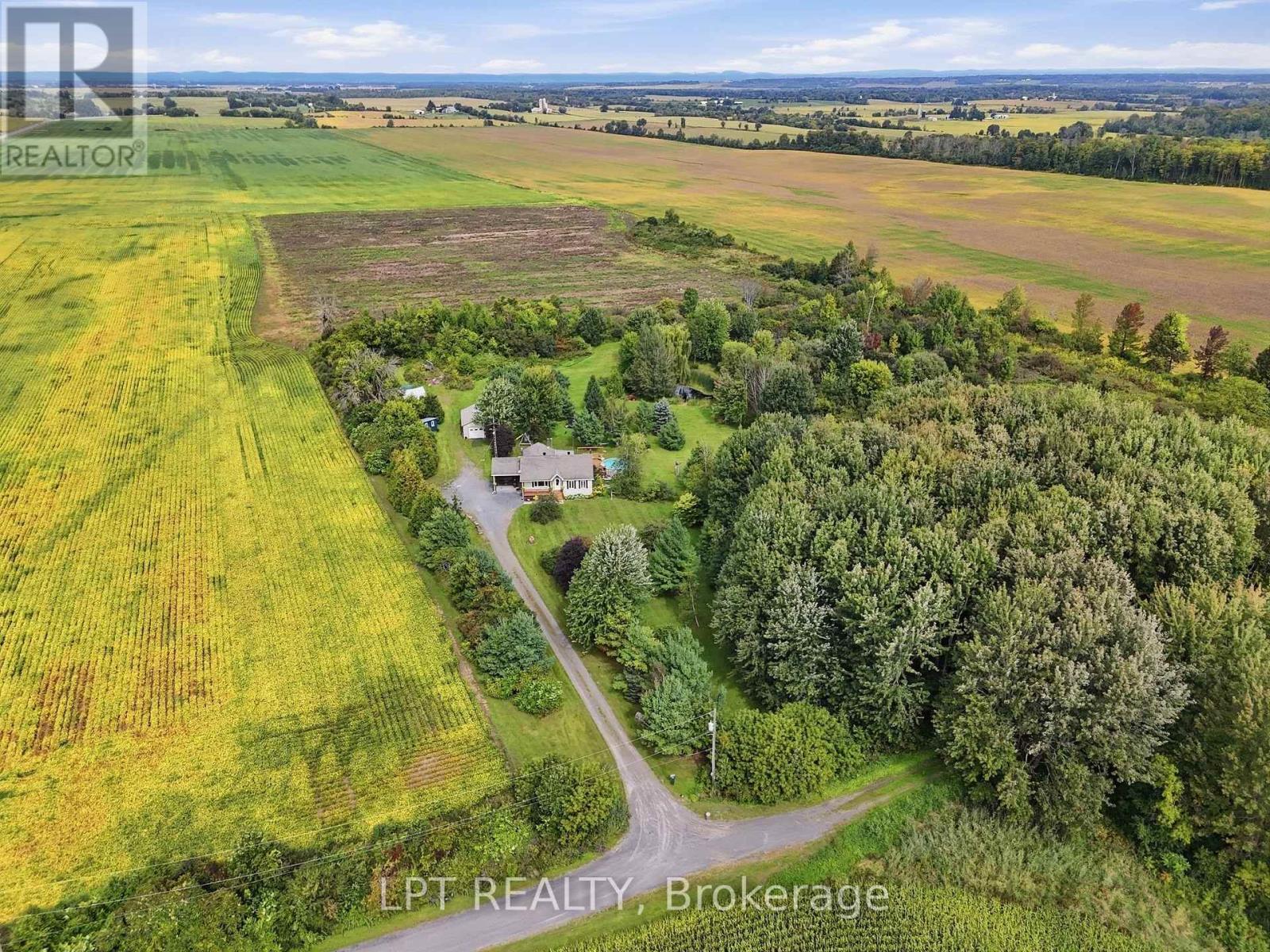 20375 Dunvegan Road E, North Glengarry, ON