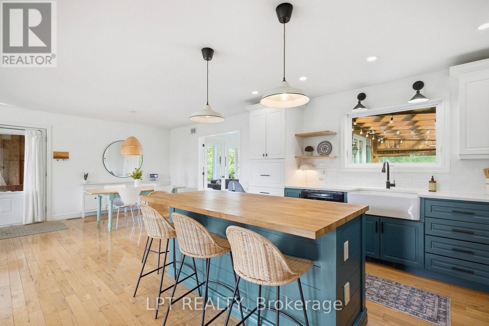 20375 Dunvegan Road E, North Glengarry, ON