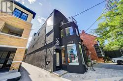 301 DAVENPORT ROAD Toronto, ON M5R 1K5