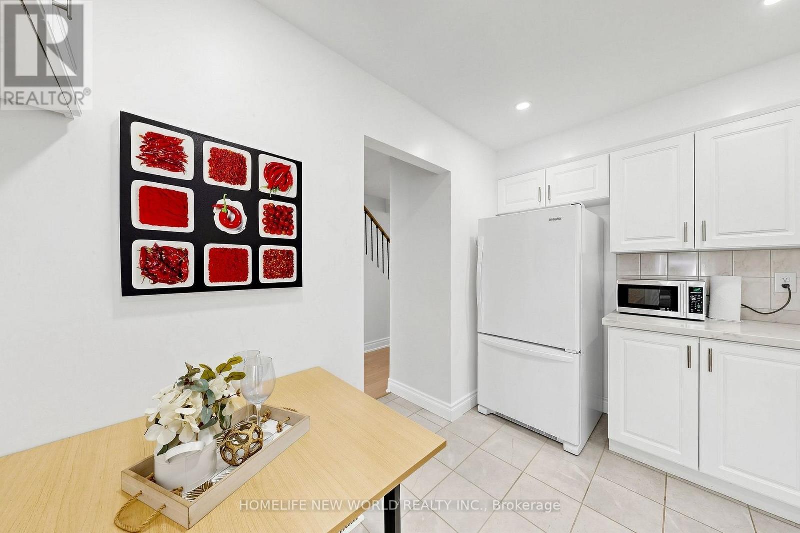 Kitchen - 49 - 100 Bridletowne Circle, Toronto, ON