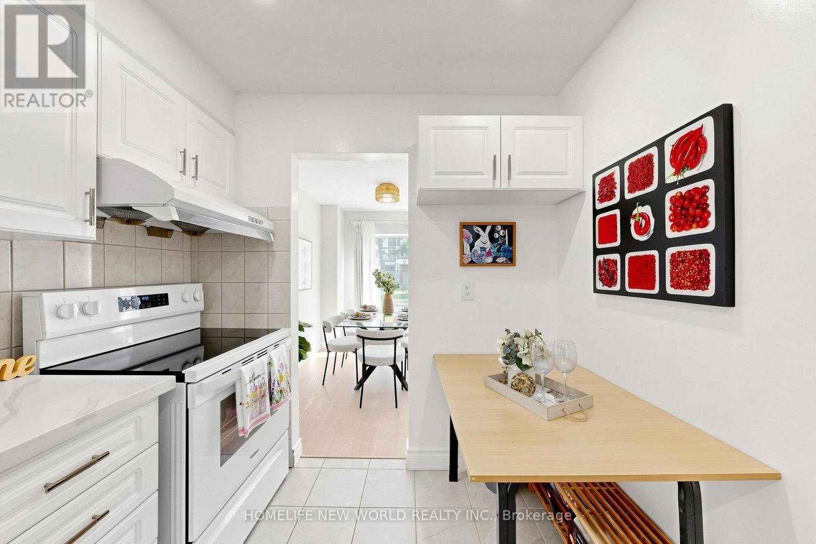Kitchen - 49 - 100 Bridletowne Circle, Toronto, ON