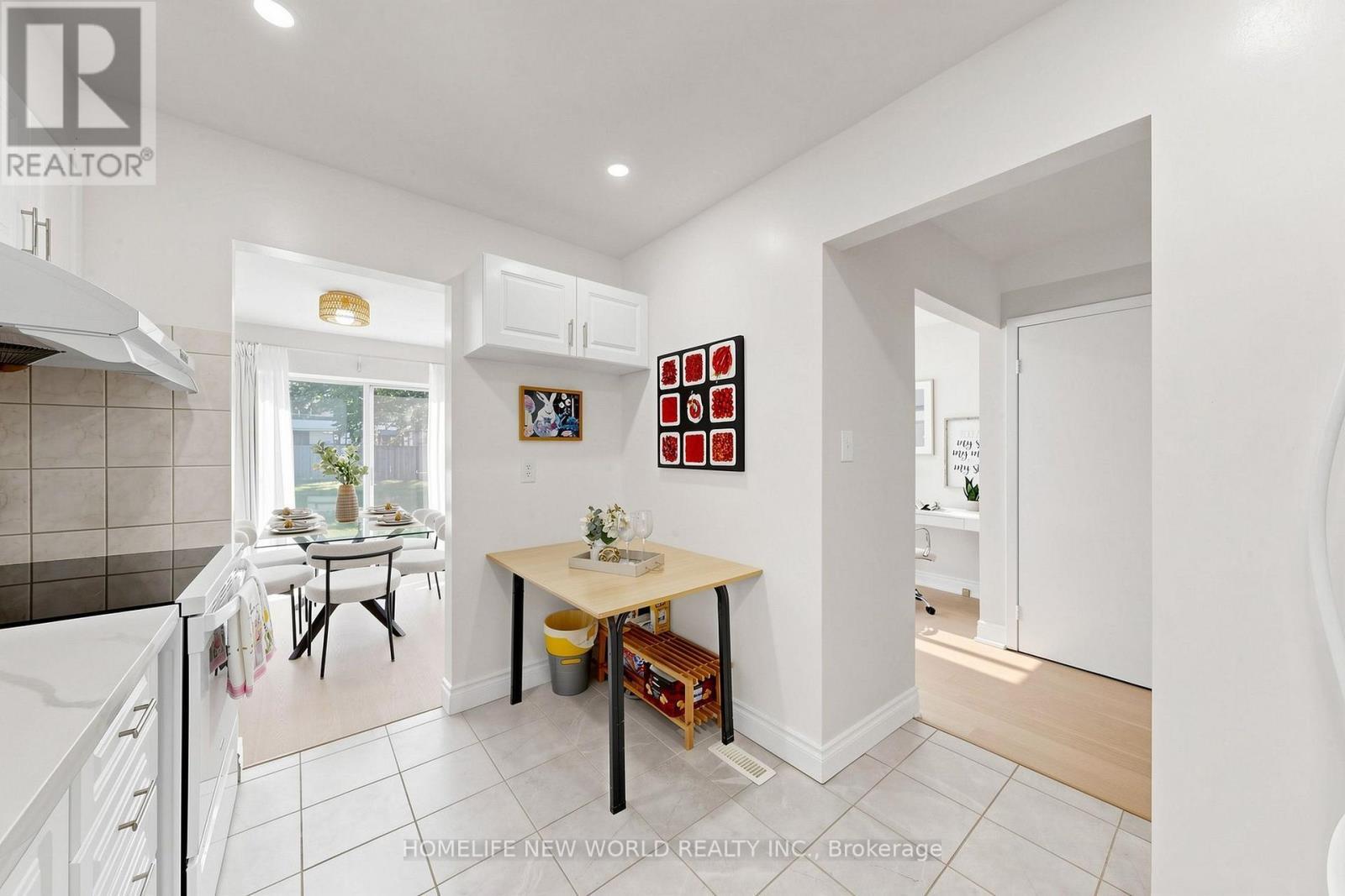 Kitchen - 49 - 100 Bridletowne Circle, Toronto, ON