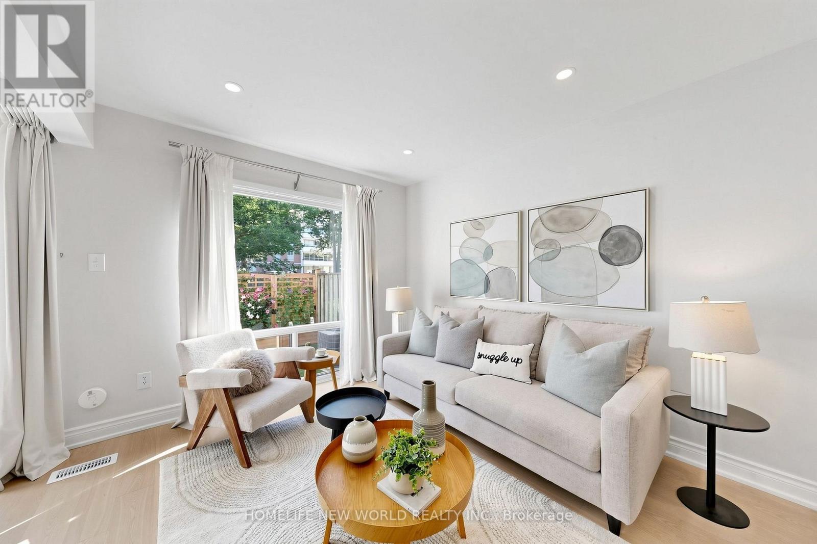 Living Room - 49 - 100 Bridletowne Circle, Toronto, ON