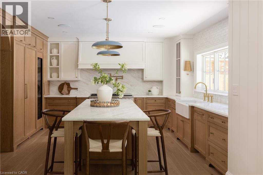 130 Edgecliffe Place, Halton, ON
