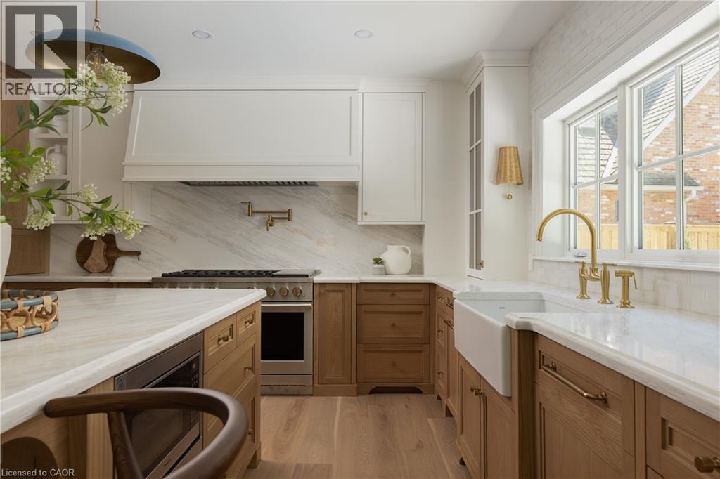 130 Edgecliffe Place, Halton, ON