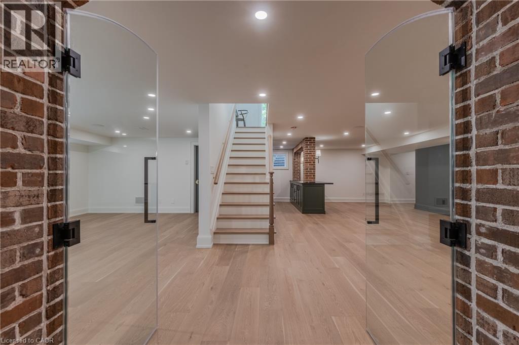 130 Edgecliffe Place, Halton, ON