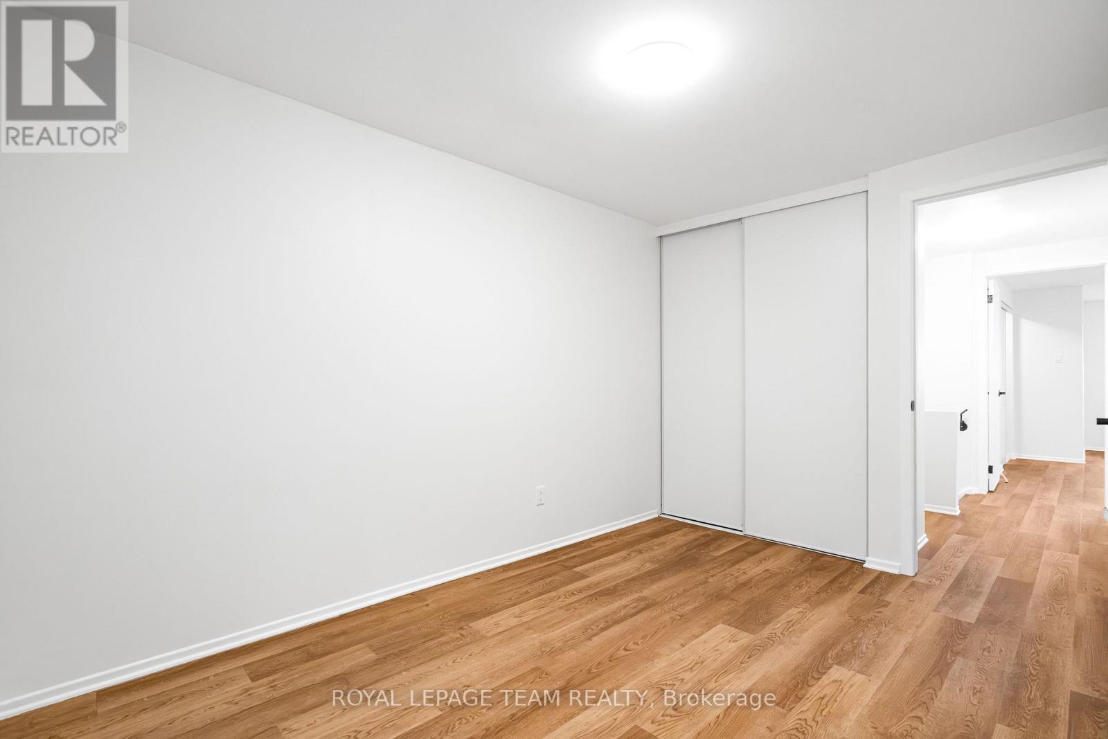 15 - 121 Castlefrank Road, Ottawa, ON