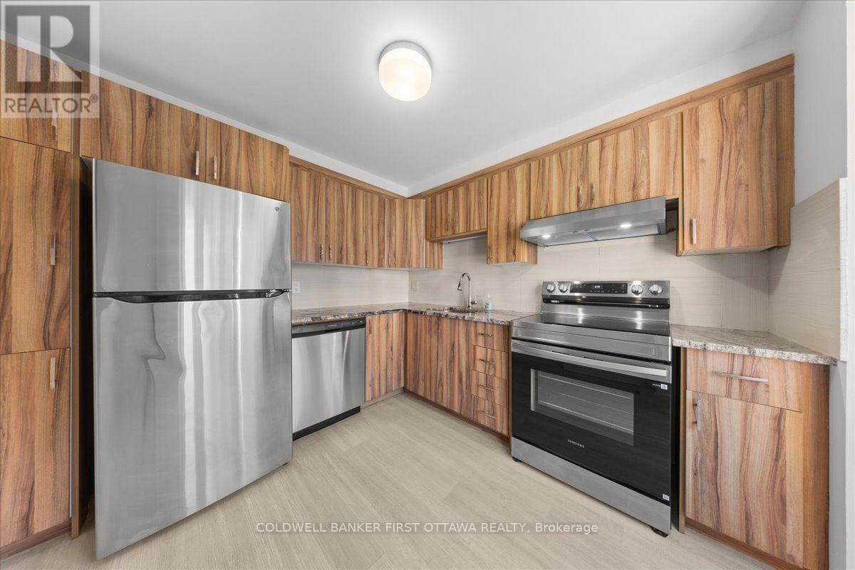 12 - 2F Castlebrook Lane, Ottawa, ON