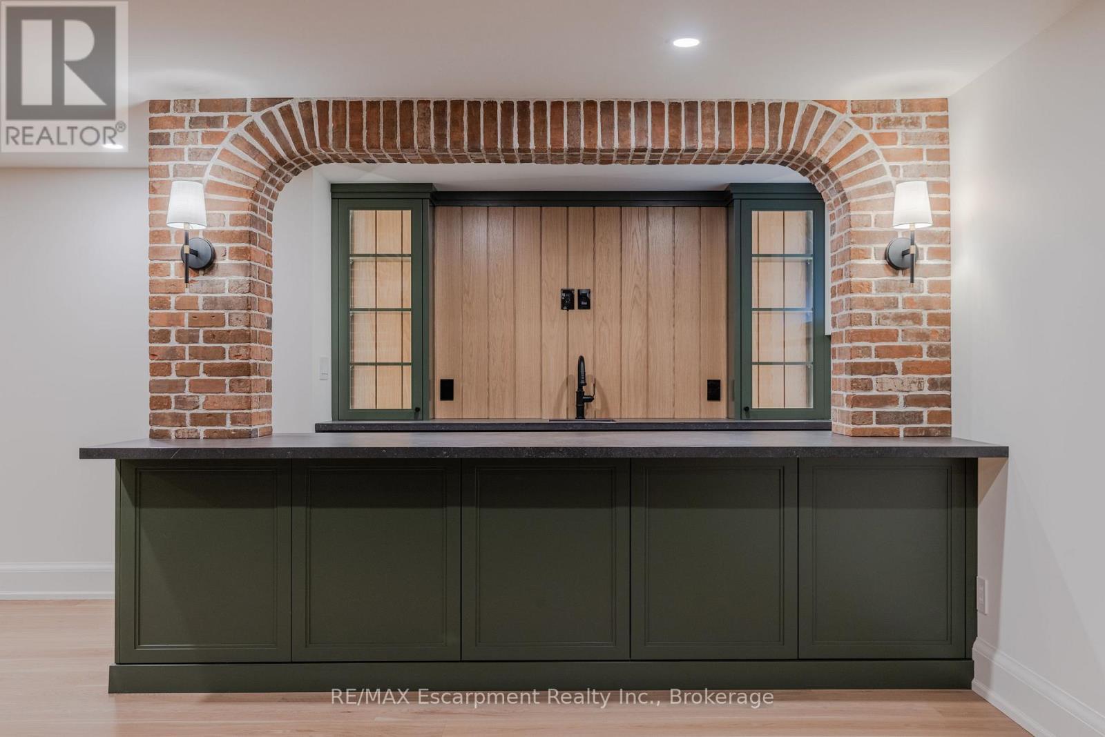 130 Edgecliffe Place, Burlington (Appleby), ON