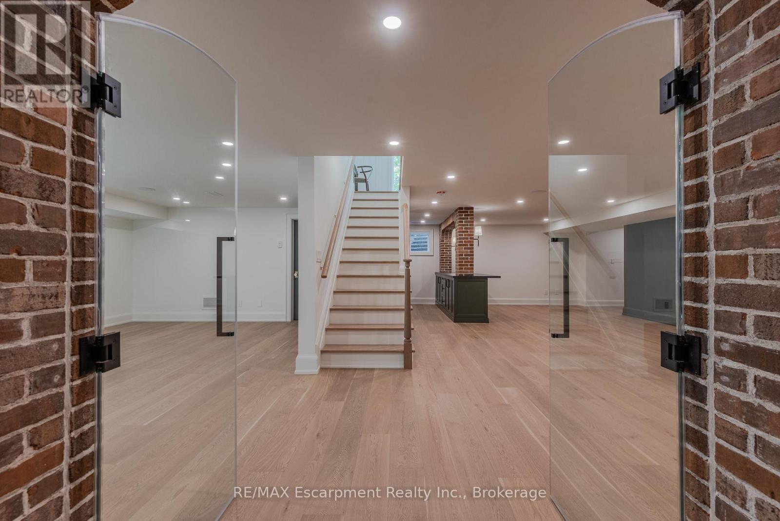 130 Edgecliffe Place, Burlington (Appleby), ON