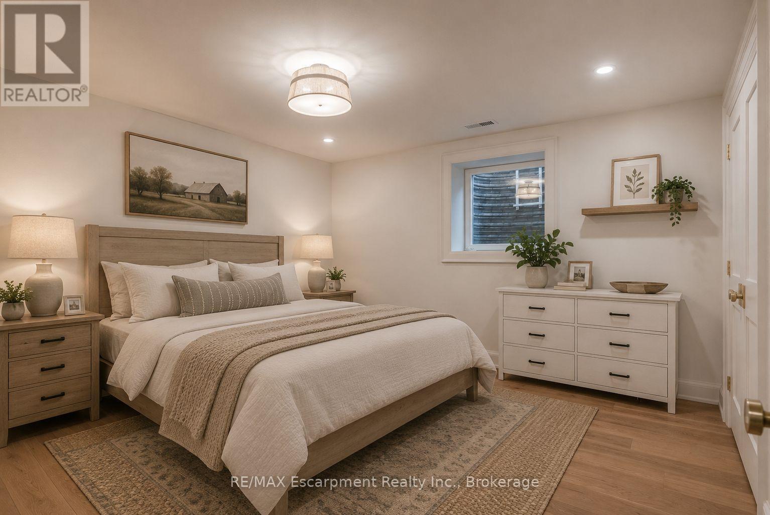 VIRTUALLY STAGED - 130 Edgecliffe Place, Burlington (Appleby), ON