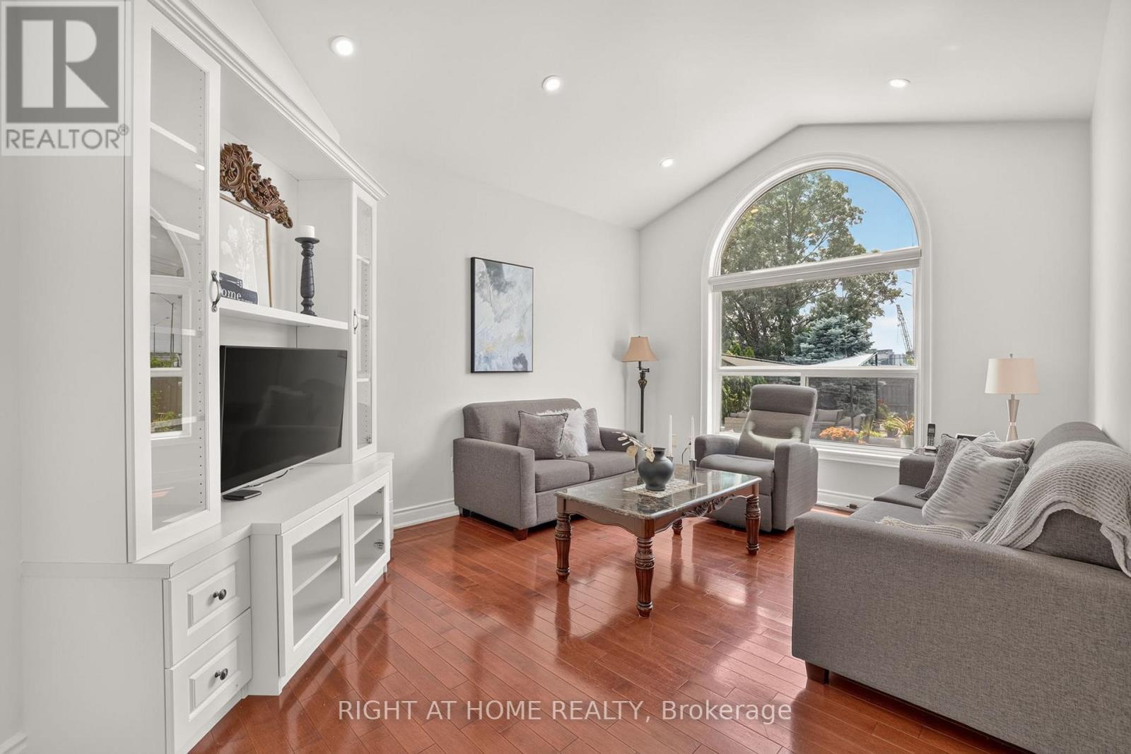 66 Sanremo Court, Vaughan, ON