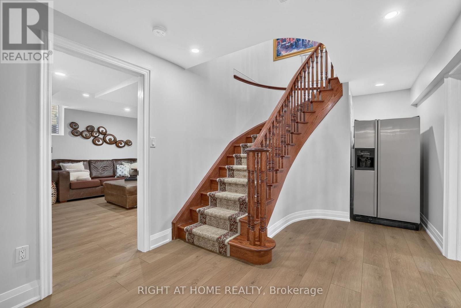 66 Sanremo Court, Vaughan, ON