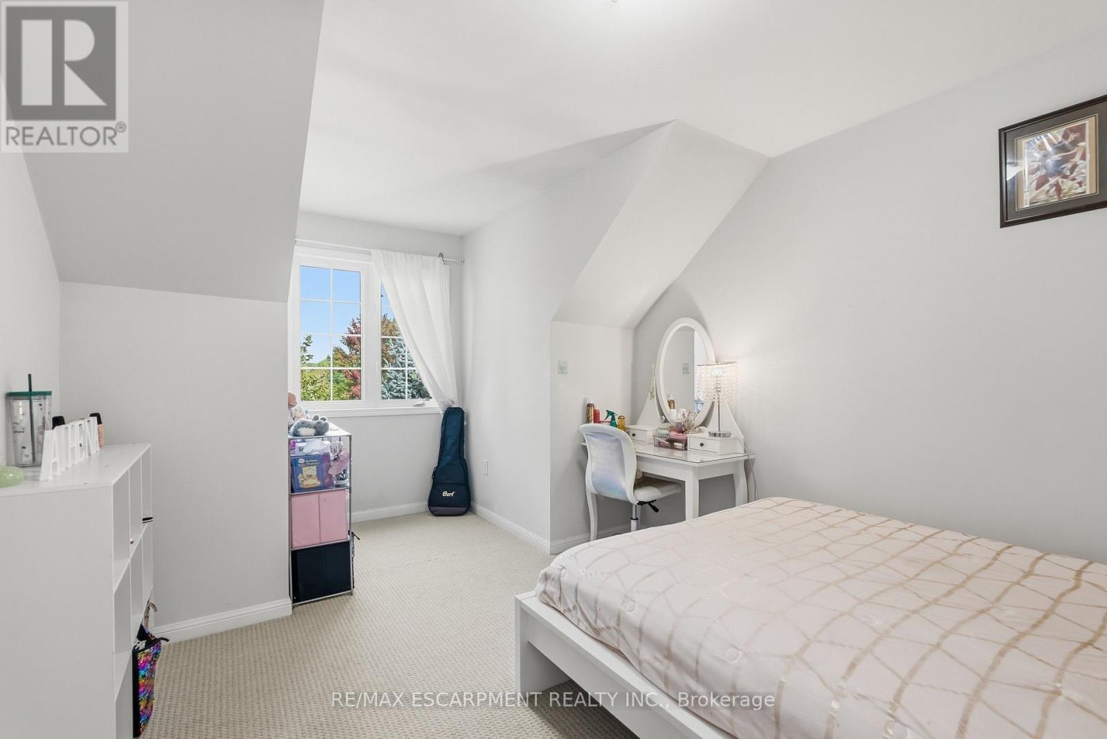 392 Tonelli Lane, Milton, ON