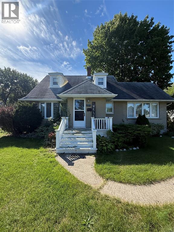 881 Michigan Avenue, Sarnia, ON