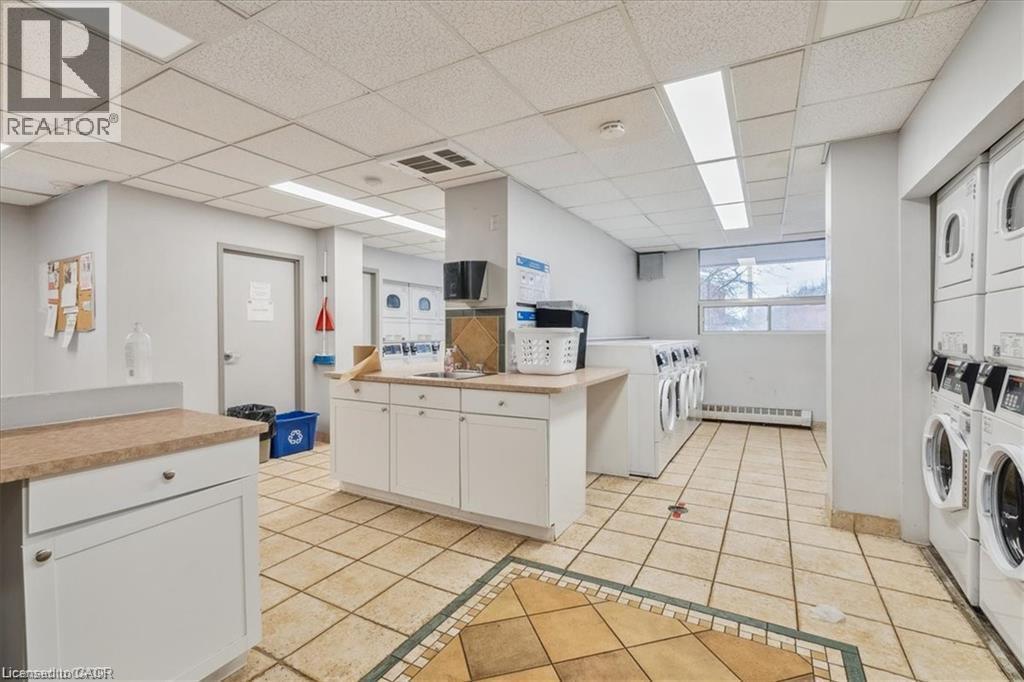 150 Charlton Avenue E Unit# 2905, Hamilton, ON