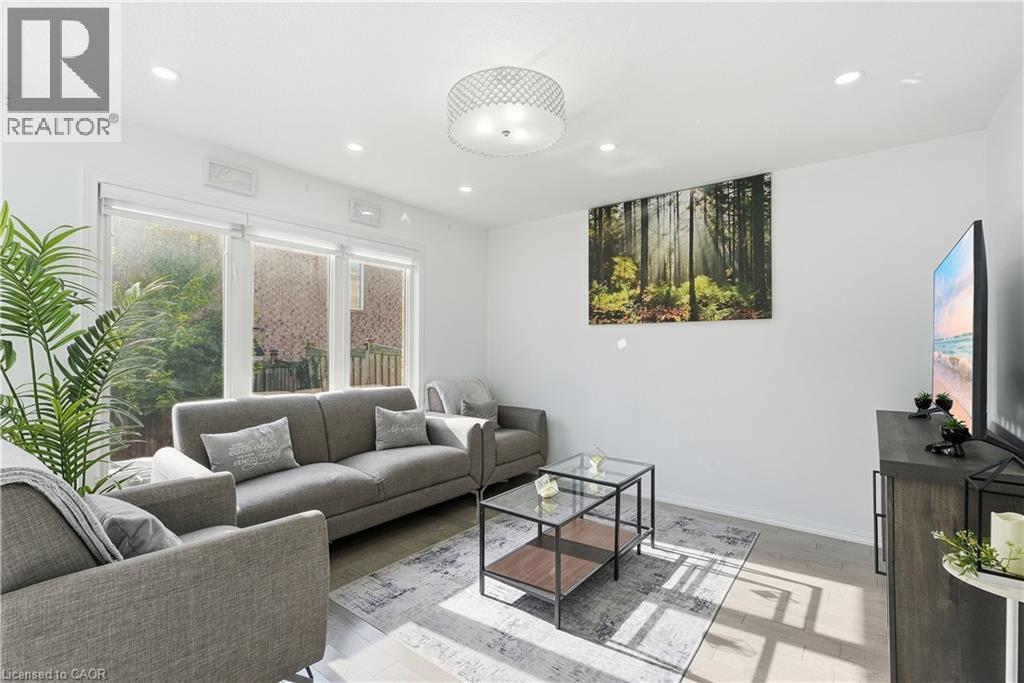 392 Tonelli Lane, Milton, ON