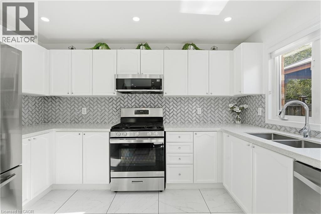 392 Tonelli Lane, Milton, ON