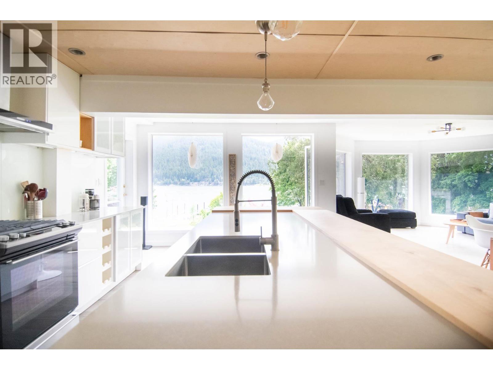 4161 Heroux Road, Nelson, BC