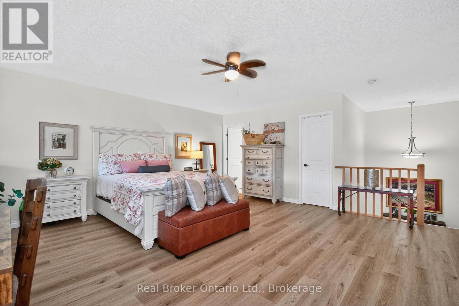 438 Shewfelt Crescent, Midland, ON