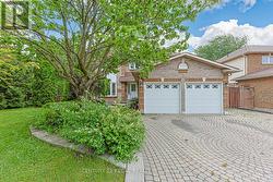 599 SANDFORD STREET Newmarket, ON L3X 1T4
