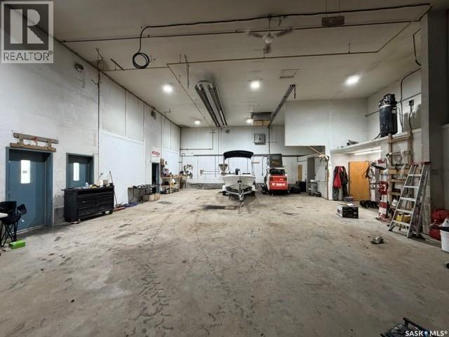 9 Commercial Crescent, Meadow Lake, SK
