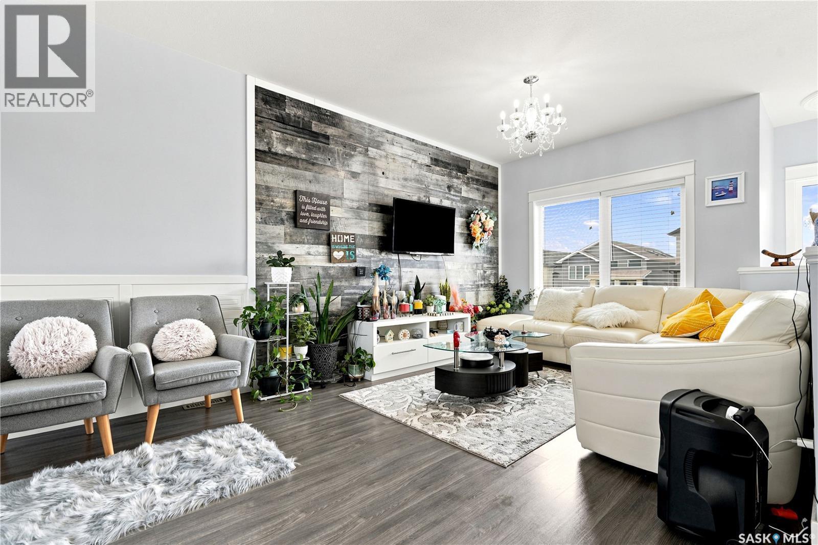 223 Ells Crescent, Saskatoon, SK