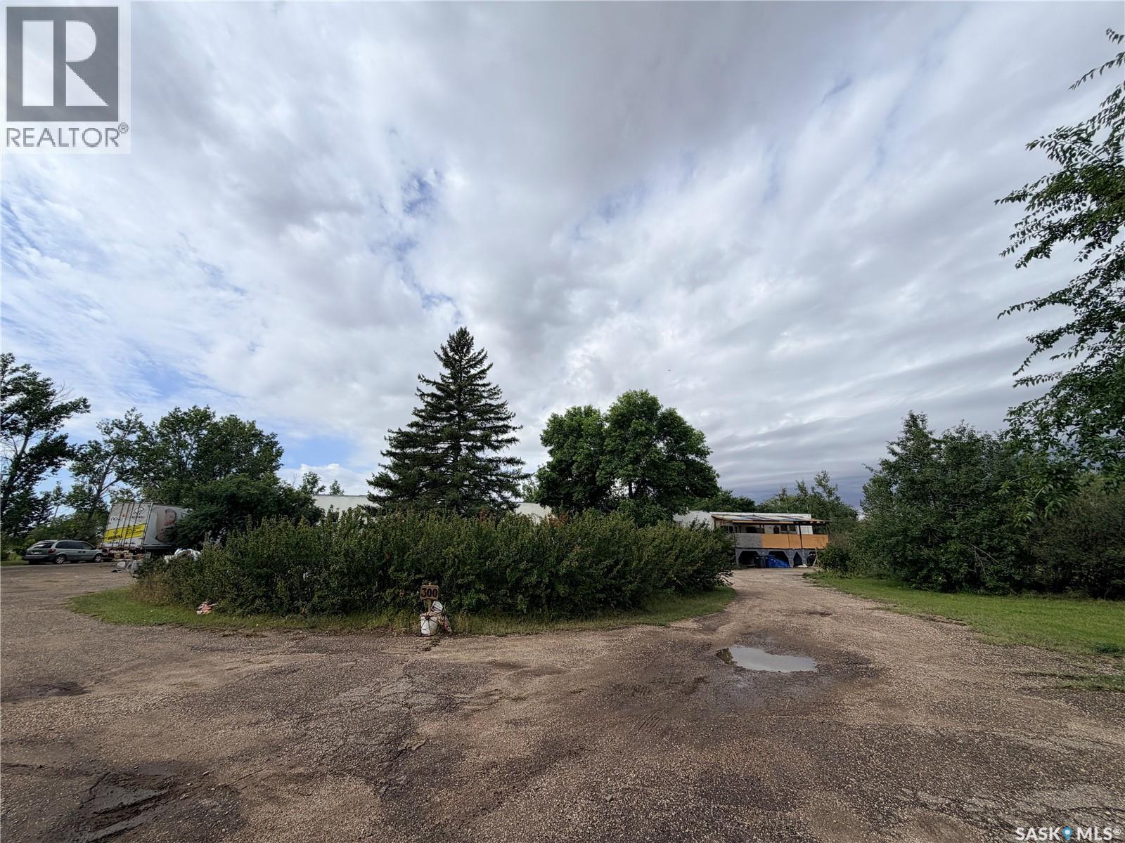 300 2Nd Street W, Bengough, SK