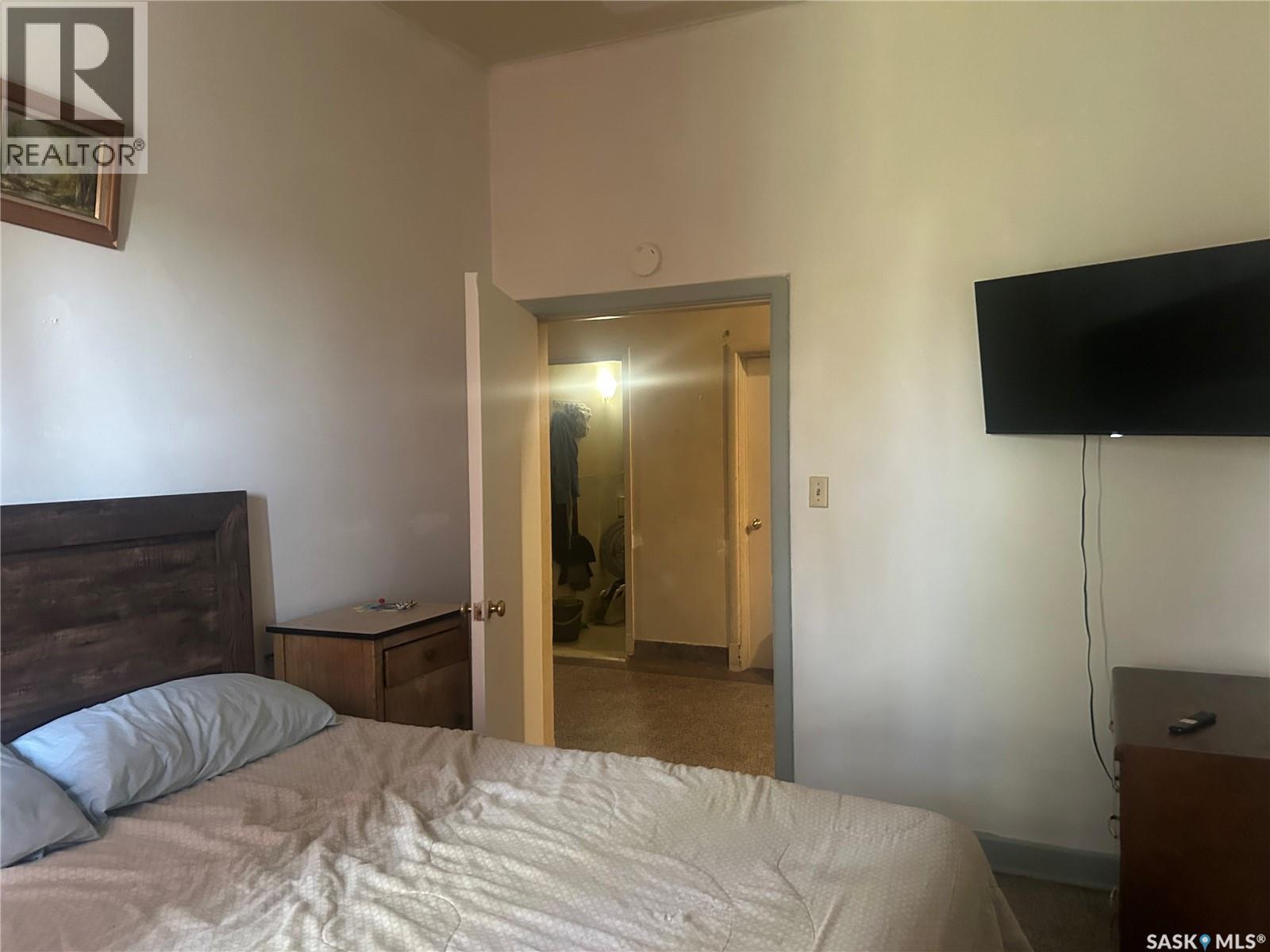 300 2Nd Street W, Bengough, SK