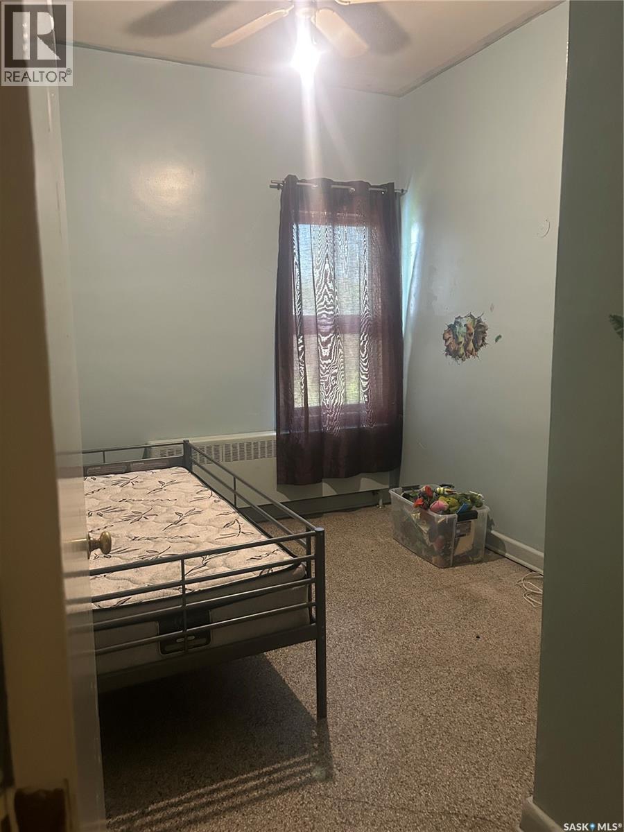 300 2Nd Street W, Bengough, SK