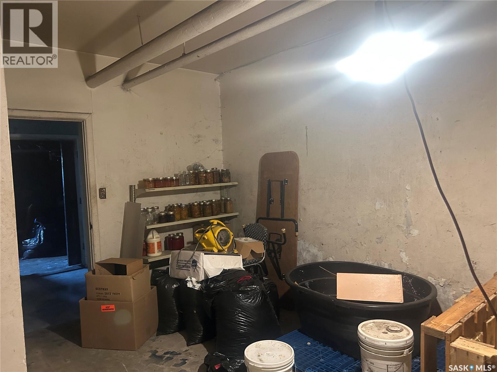 300 2Nd Street W, Bengough, SK