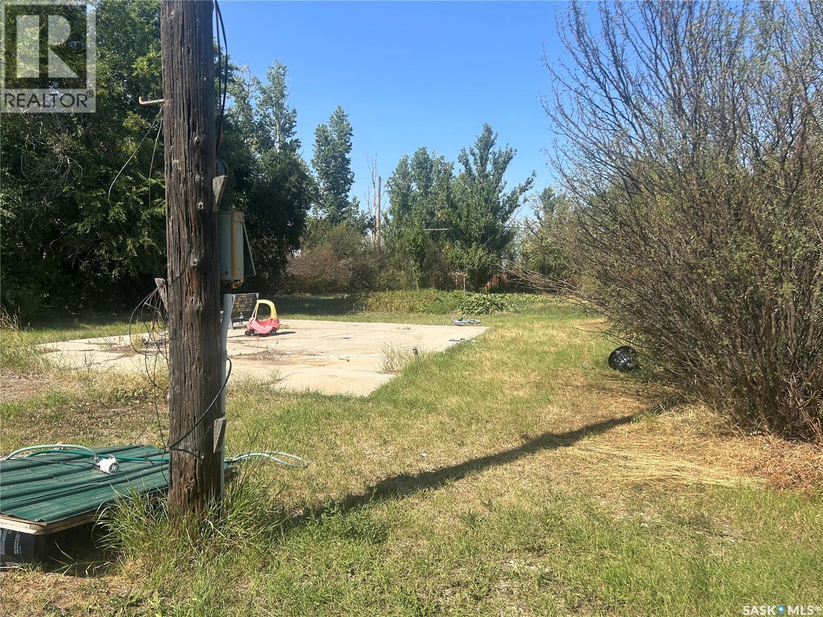 300 2Nd Street W, Bengough, SK