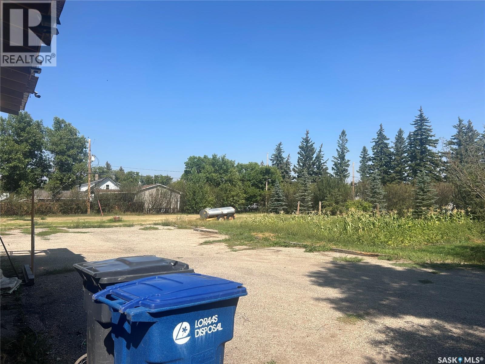 300 2Nd Street W, Bengough, SK