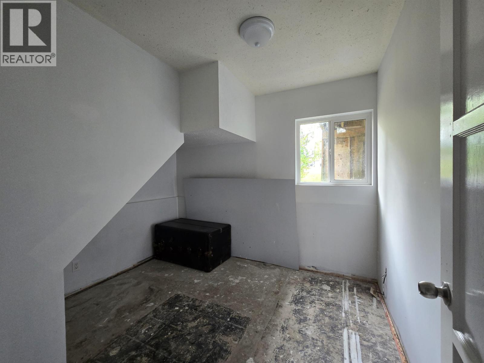 1653 Gyrfalcon Avenue, Kitimat, BC