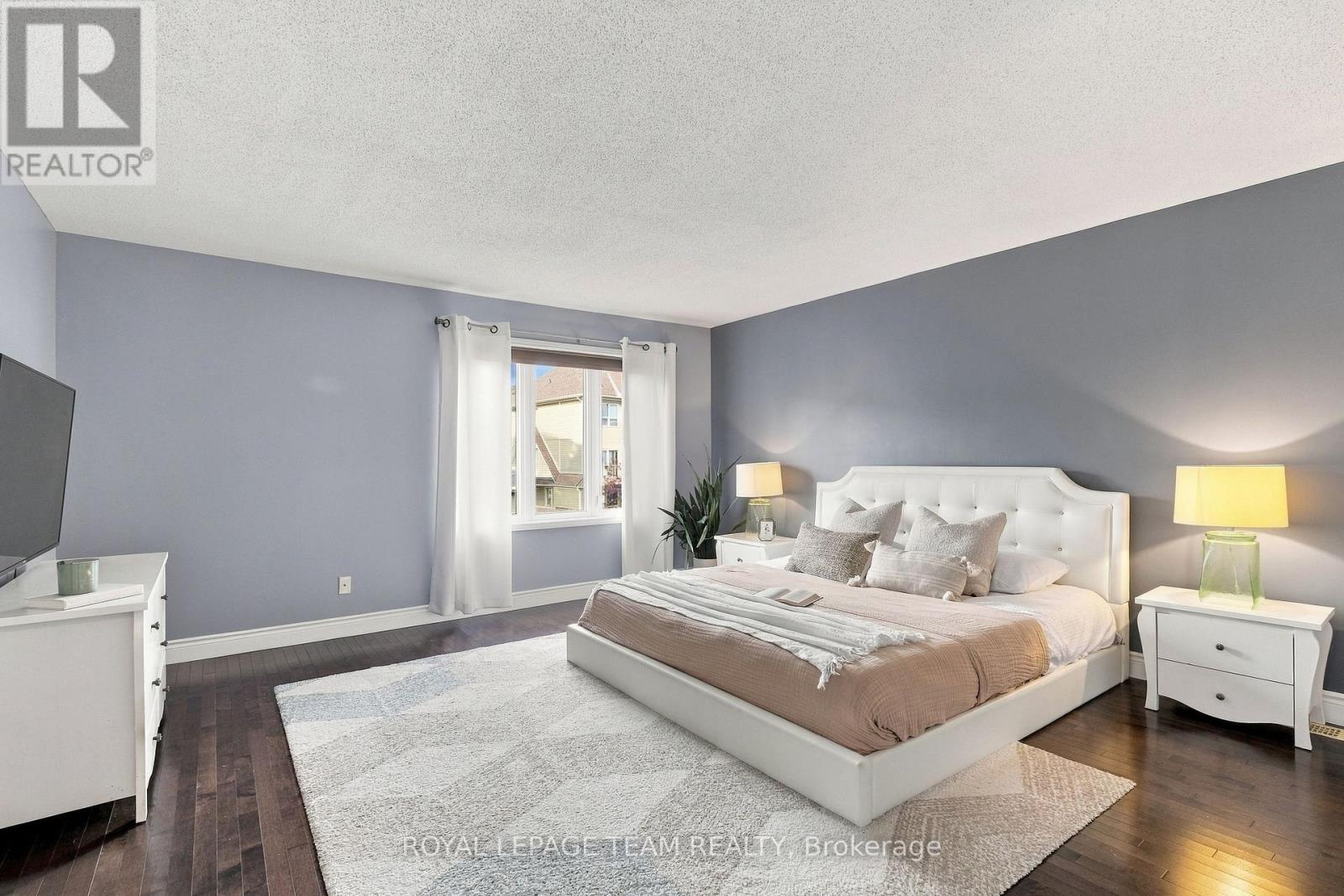 216 Sorento Street, Ottawa, ON