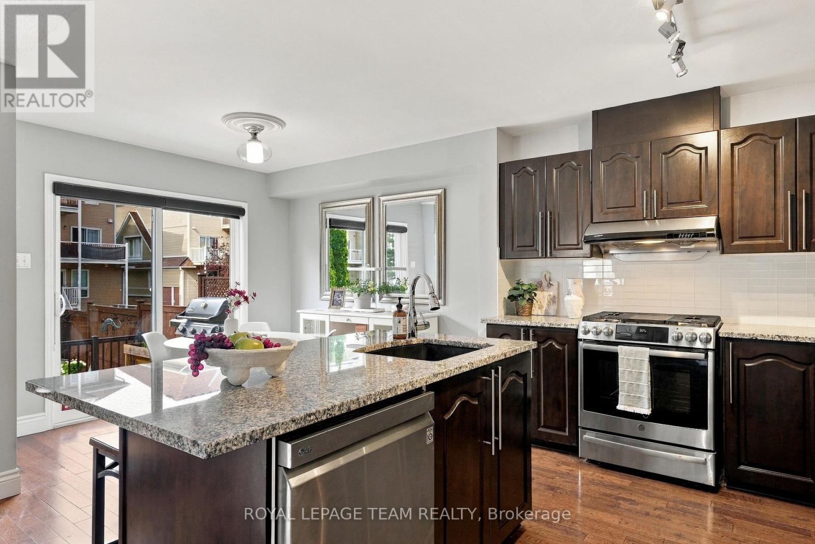 216 Sorento Street, Ottawa, ON