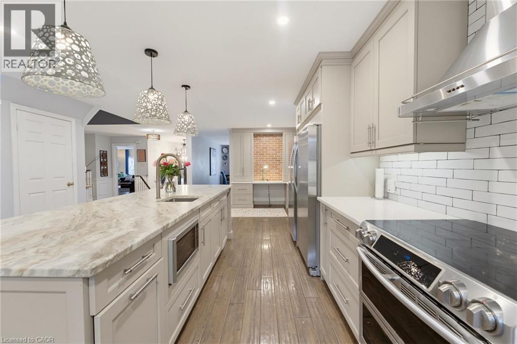 28 Seymour Drive, Ancaster, ON