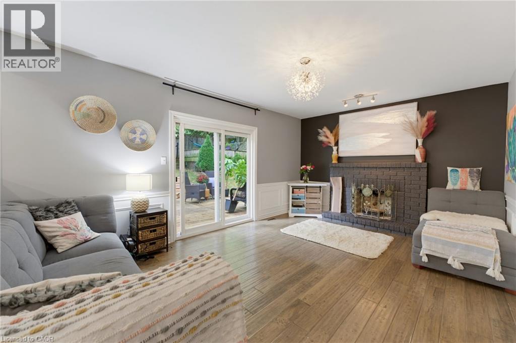 28 Seymour Drive, Ancaster, ON
