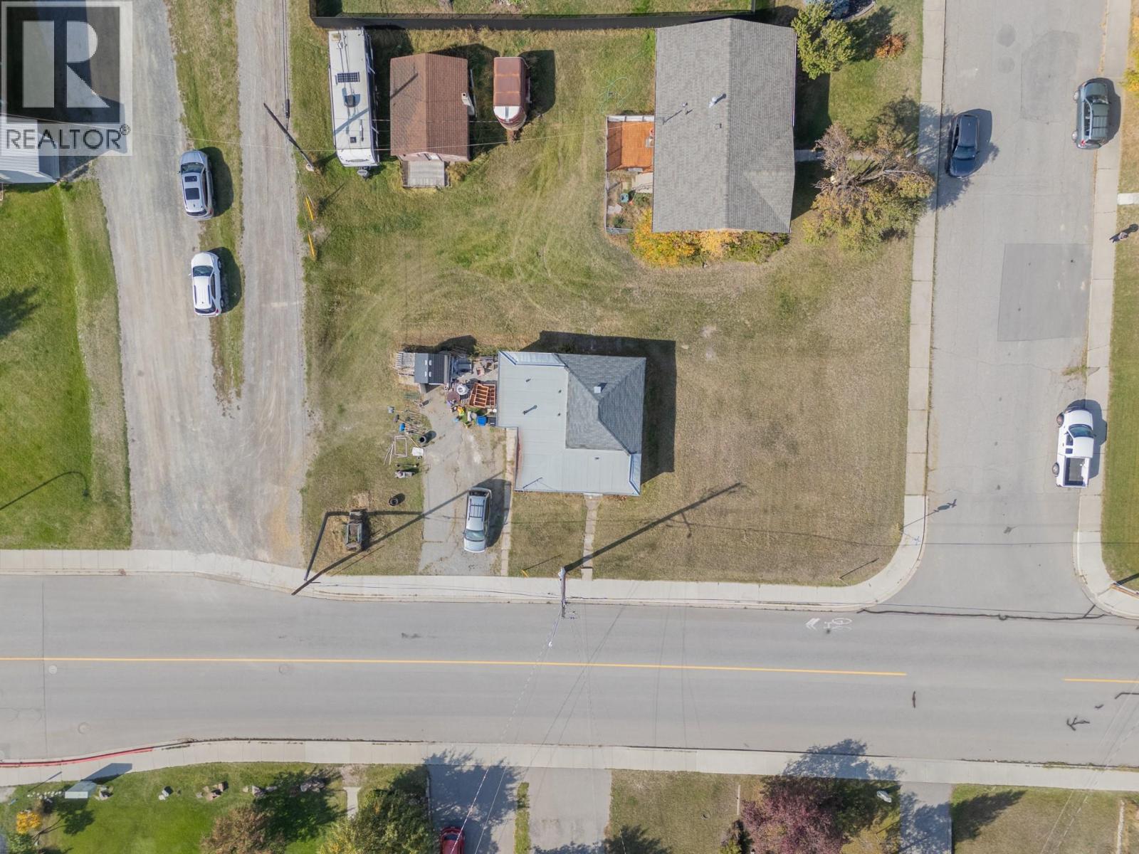 1005 11Th Avenue S, Cranbrook, BC
