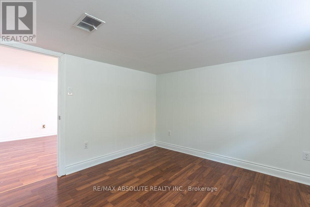 92 Jolliet Avenue, Ottawa, ON