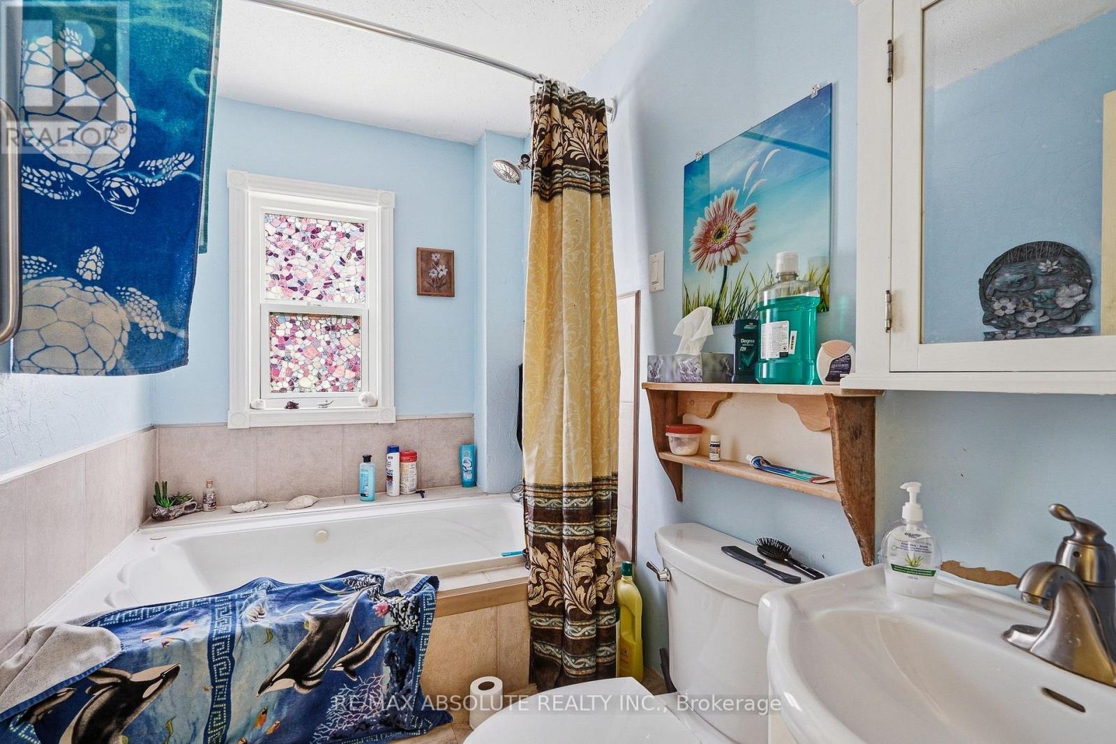 92 Jolliet Avenue, Ottawa, ON