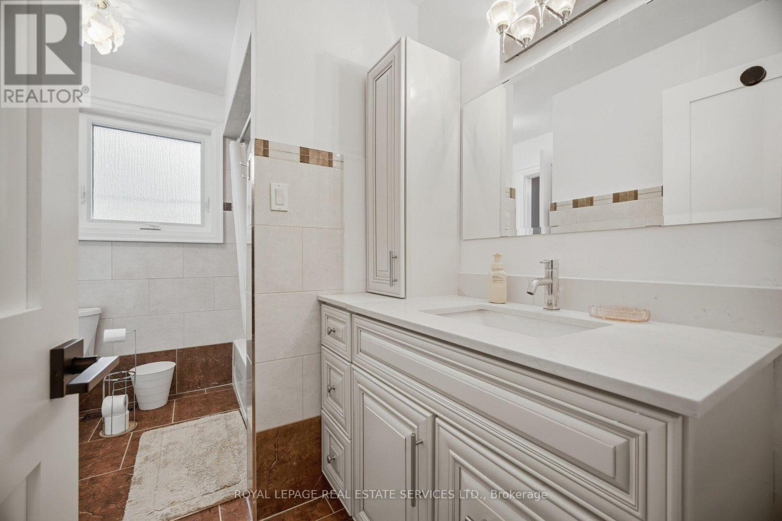 726 Netherton Crescent, Mississauga, ON