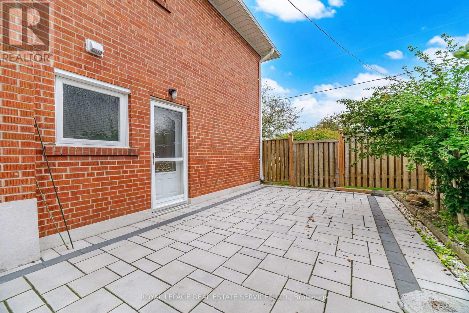 726 Netherton Crescent, Mississauga, ON